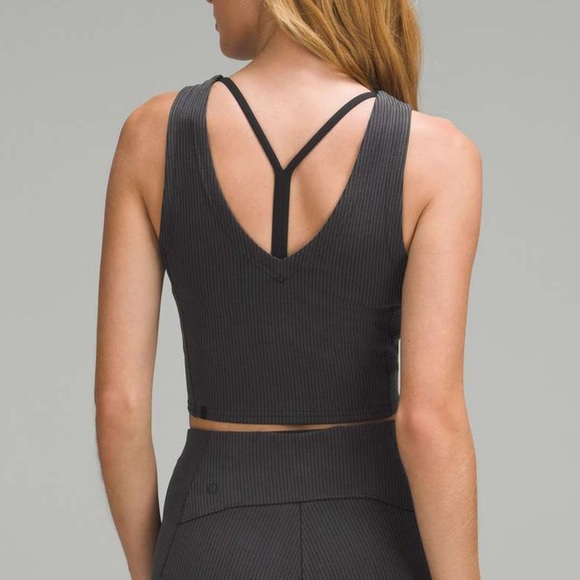 Lululemon Ribbed Softstreme Cropped Tank Top black grey
Size 10 - Picture 2 of 9